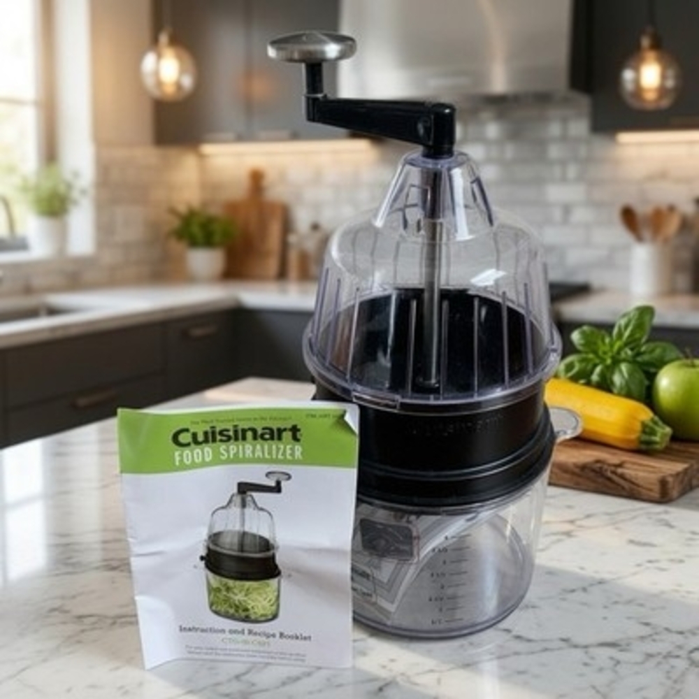 Vintage Cuisinart CTG-00-SPI Manual Food Spiralizer 11" Tall Unused